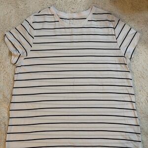 NEW! Quince Striped Super Soft White and Black T-Shirt size XL